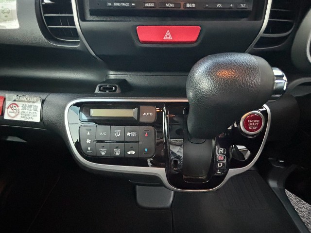 ホンダ N-BOX14枚目
